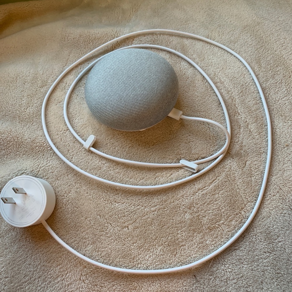 Google Home Mini